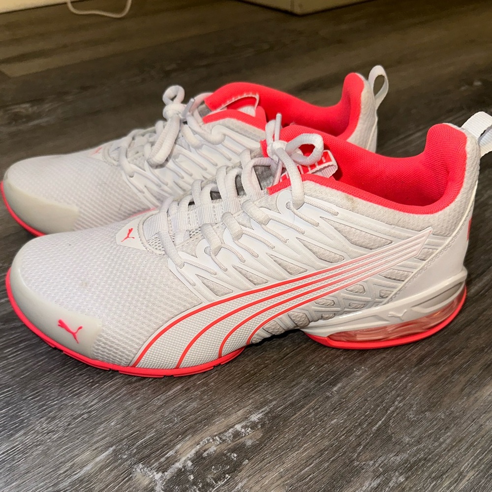 Puma White Pink Sneakers